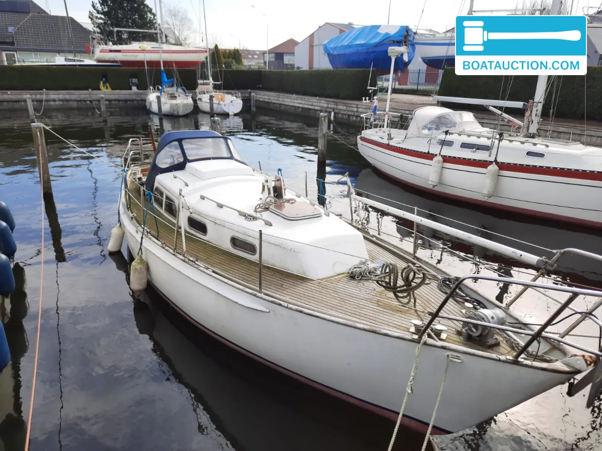 Thumbnail - Jongert Trewes Commodore