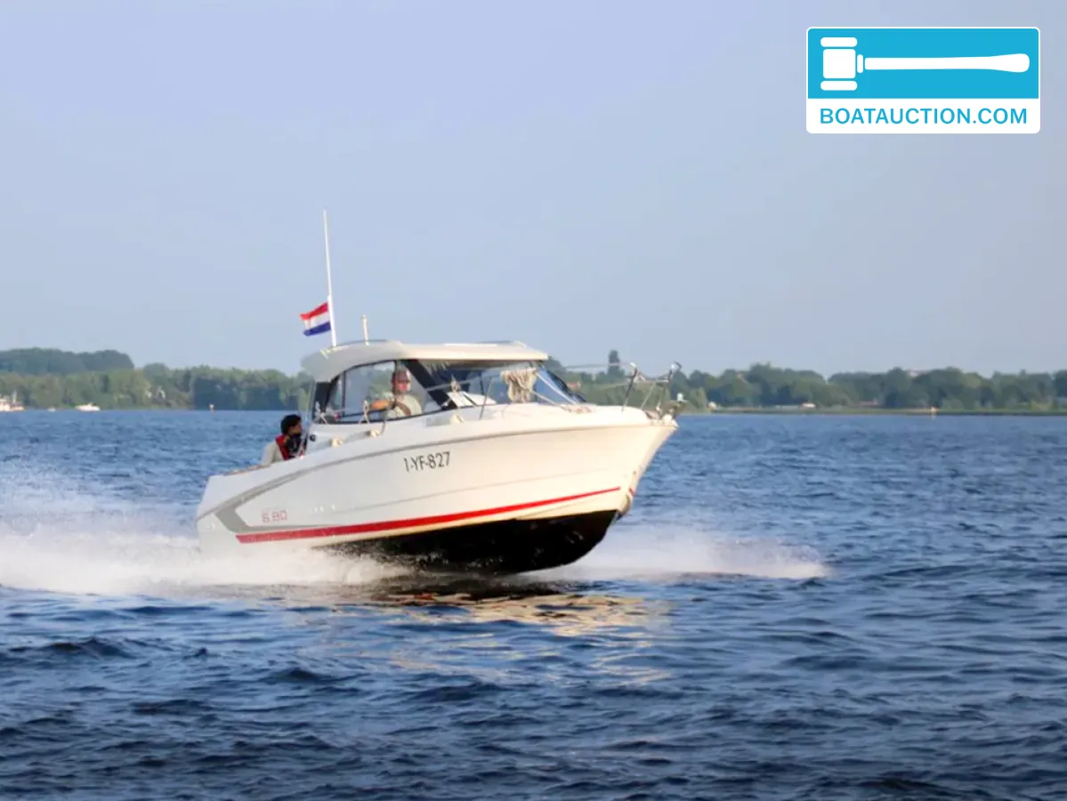 Thumbnail - Beneteau Antares 680
