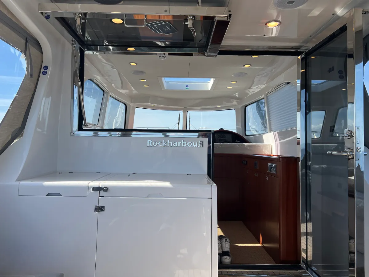 Polyester Motorboat Rockharbour 42S