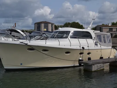 Polyester Motorboat Rockharbour 42S Photo 81