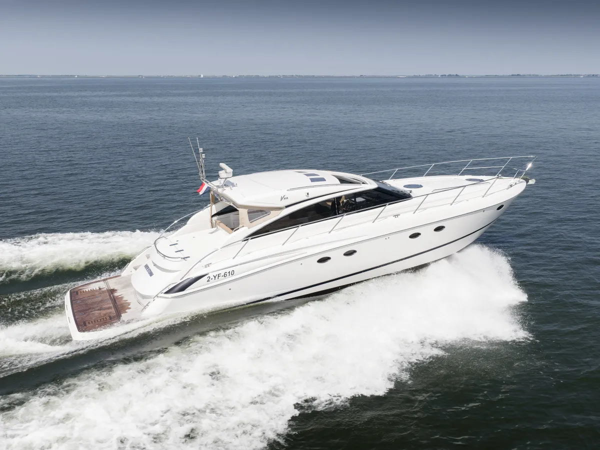Polyester Bateau à moteur Princess v56