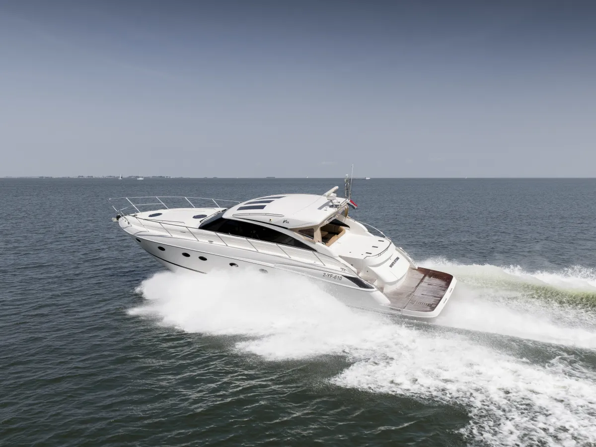 Polyester Bateau à moteur Princess v56
