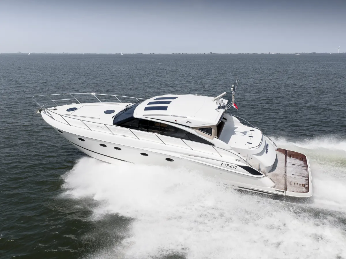 Polyester Bateau à moteur Princess v56