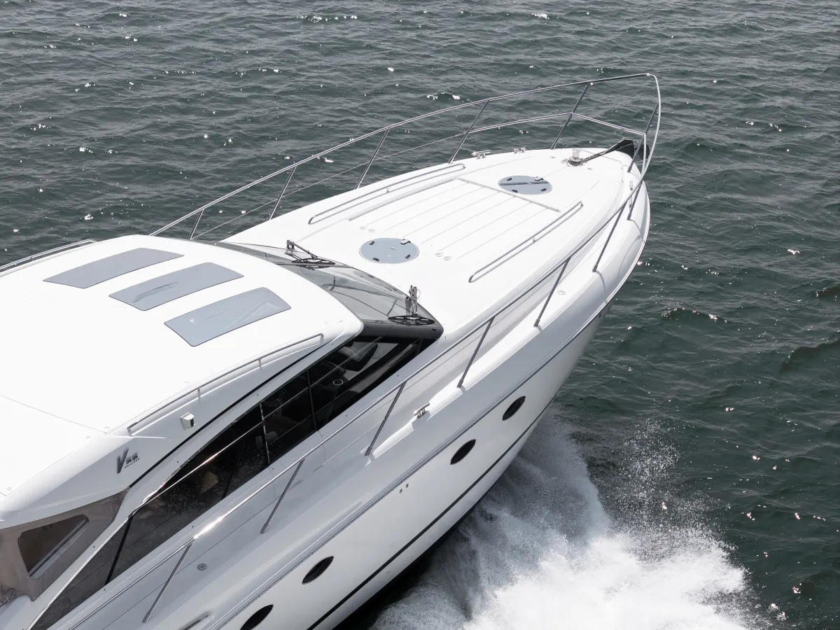 Polyester Bateau à moteur Princess v56