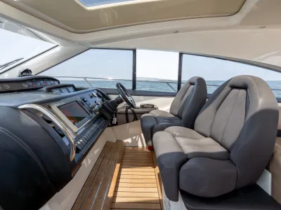Polyester Bateau à moteur Princess v56 Photo 18