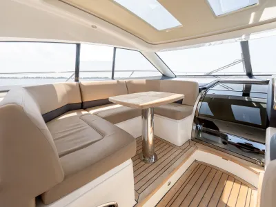 Polyester Bateau à moteur Princess v56 Photo 19