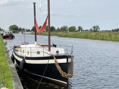 Wood Motorboat Willemsoord B2 Sloep Photo 0