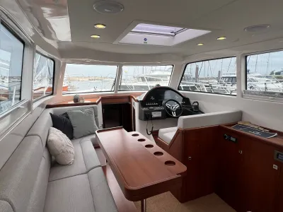 Polyester Motorboat Rockharbour 42S Photo 25