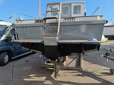 Polyester Workboat Offshore Yachts 707 Photo 3