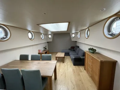Steel Houseboat Luxe Motor 2460 Photo 17