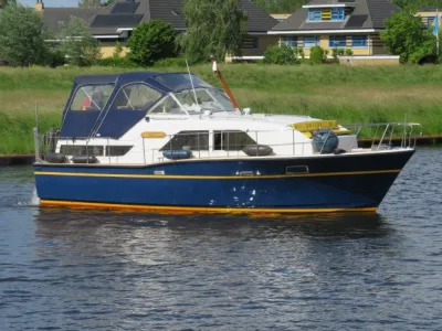 Polyester Motorboat Chris Craft Catalina 35 DC Photo 0