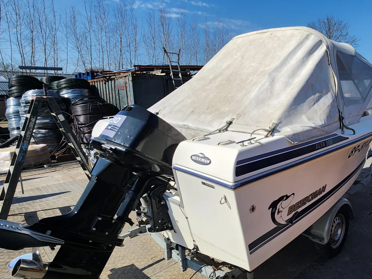 Polyester Open motorboot Beekman Alfa Fish 505