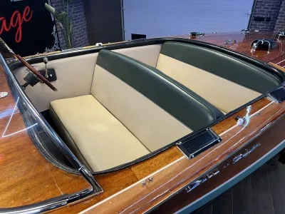 Wood Speedboat Chris Craft Capri 19 Photo 12