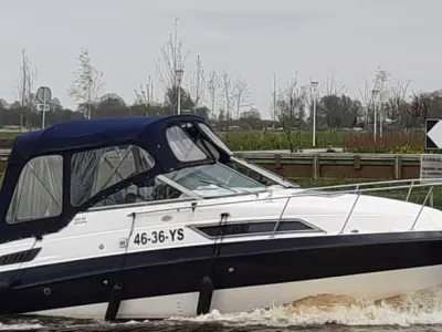 Polyester Motorboot Chaparral 2370 SL Foto 1