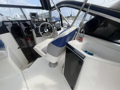 Polyester Speedboat Bayliner 2855 Photo 10