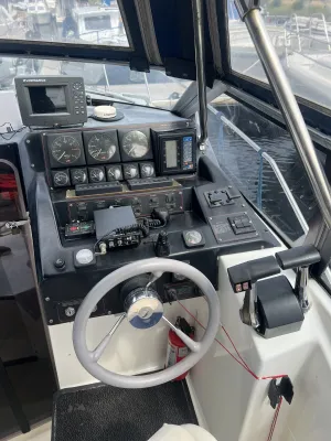 Polyester Speedboat Bayliner 2855 Photo 12