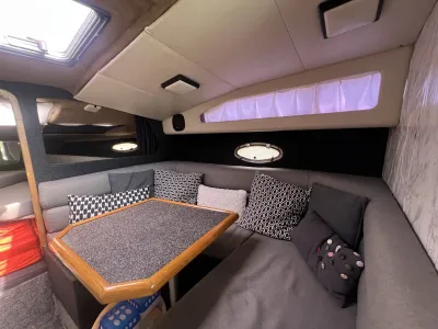 Polyester Speedboat Bayliner 2855 Photo 20