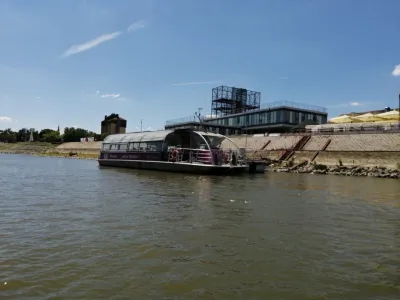 Aluminum Werkboot Danubiumbus 15 Foto 3