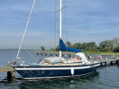 Polyester Sailboat Kalik 33 Photo 0