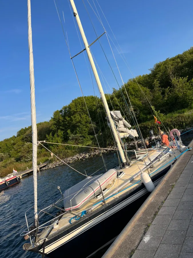 Polyester Sailboat Kalik 33