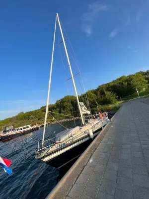Polyester Sailboat Kalik 33 Photo 16
