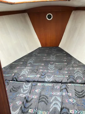 Polyester Sailboat Kalik 33 Photo 9