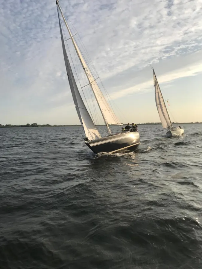Polyester Sailboat Kalik 33