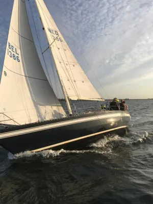 Polyester Sailboat Kalik 33 Photo 40