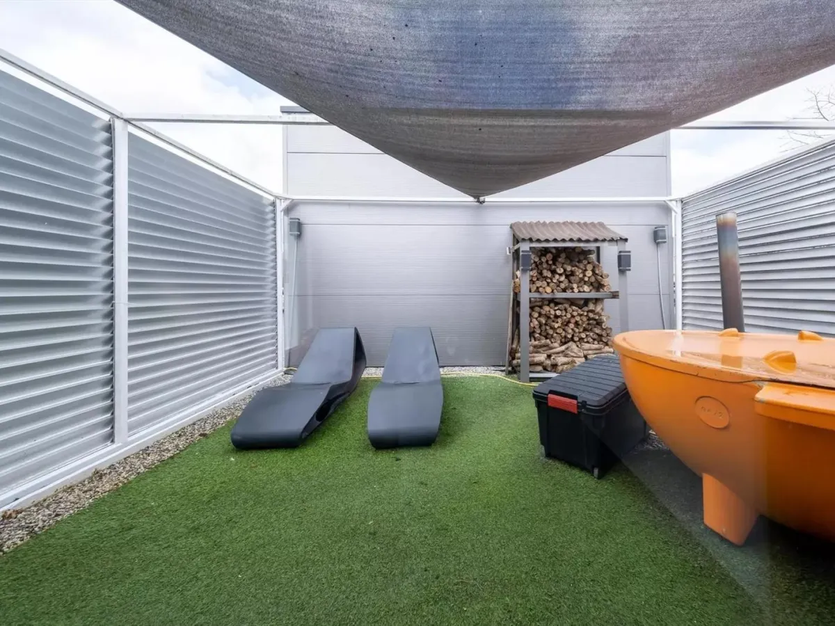 Staal Woonboot Wellnessboot 6300
