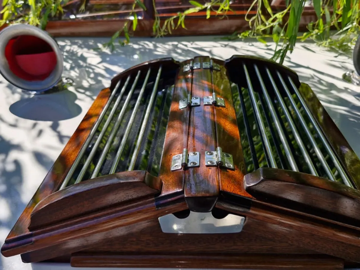 Steel Sloop Klassieke Autoboot