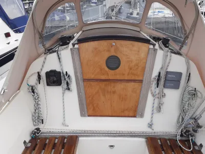 Polyester Sailboat Friendship 26 Photo 1