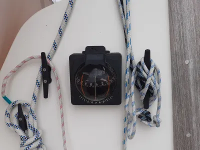 Polyester Sailboat Friendship 26 Photo 4