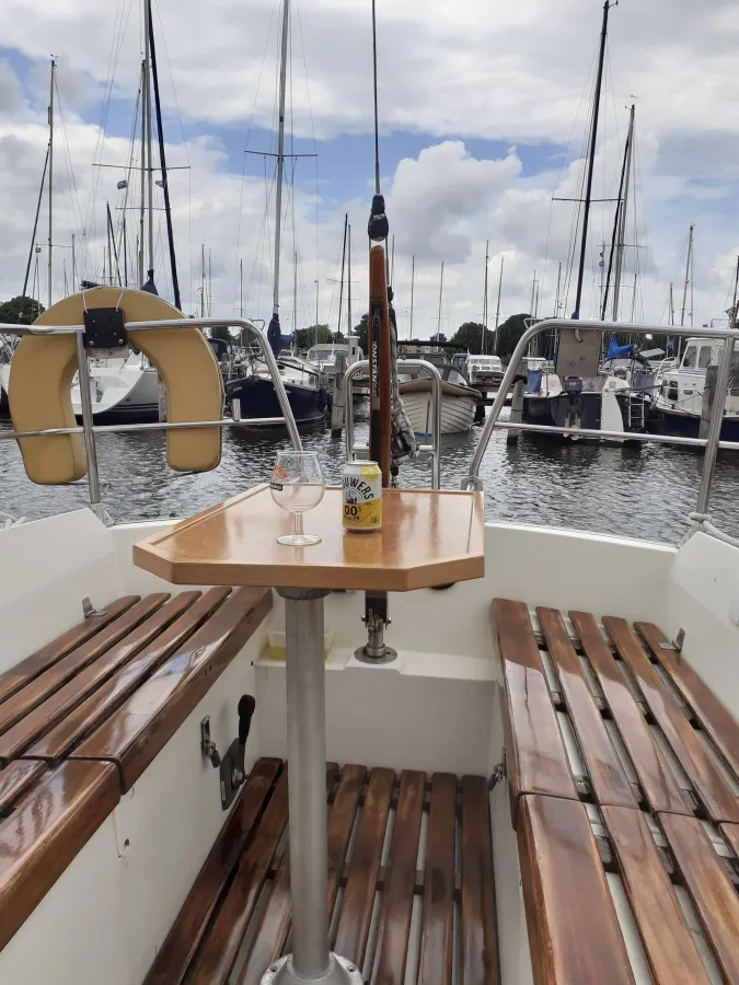 Polyester Sailboat Friendship 26