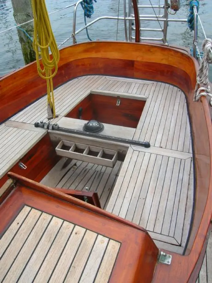 Polyester Voilier Vindö 32