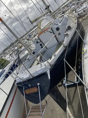Polyester Sailboat Dufour Safari 27 Photo 6