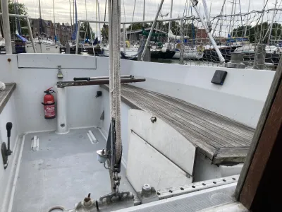 Polyester Sailboat Dufour Safari 27 Photo 9