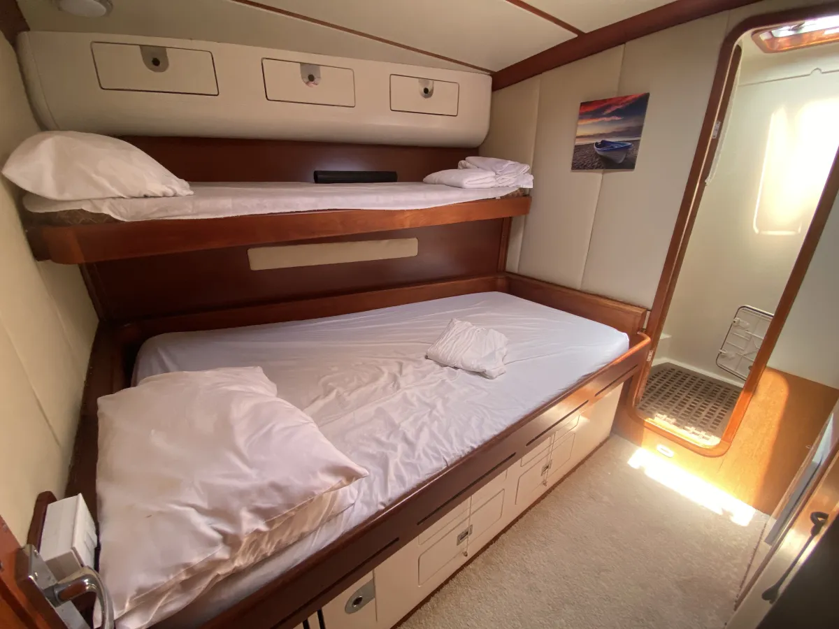 Polyester Sailboat Ocean 80