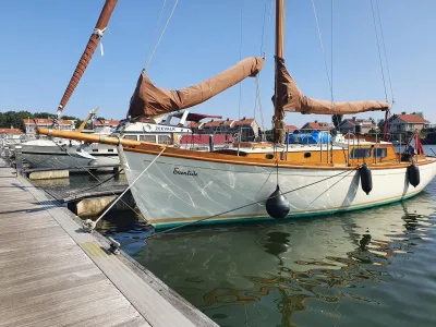 Wood Sailboat Warner Sloep Photo 0