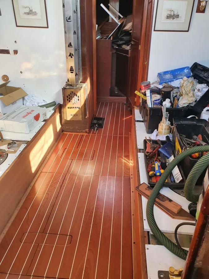 Wood Sailboat Warner Sloep