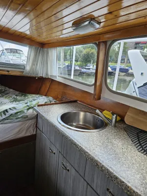 Steel Motorboat Verhoef Kruiser Photo 4