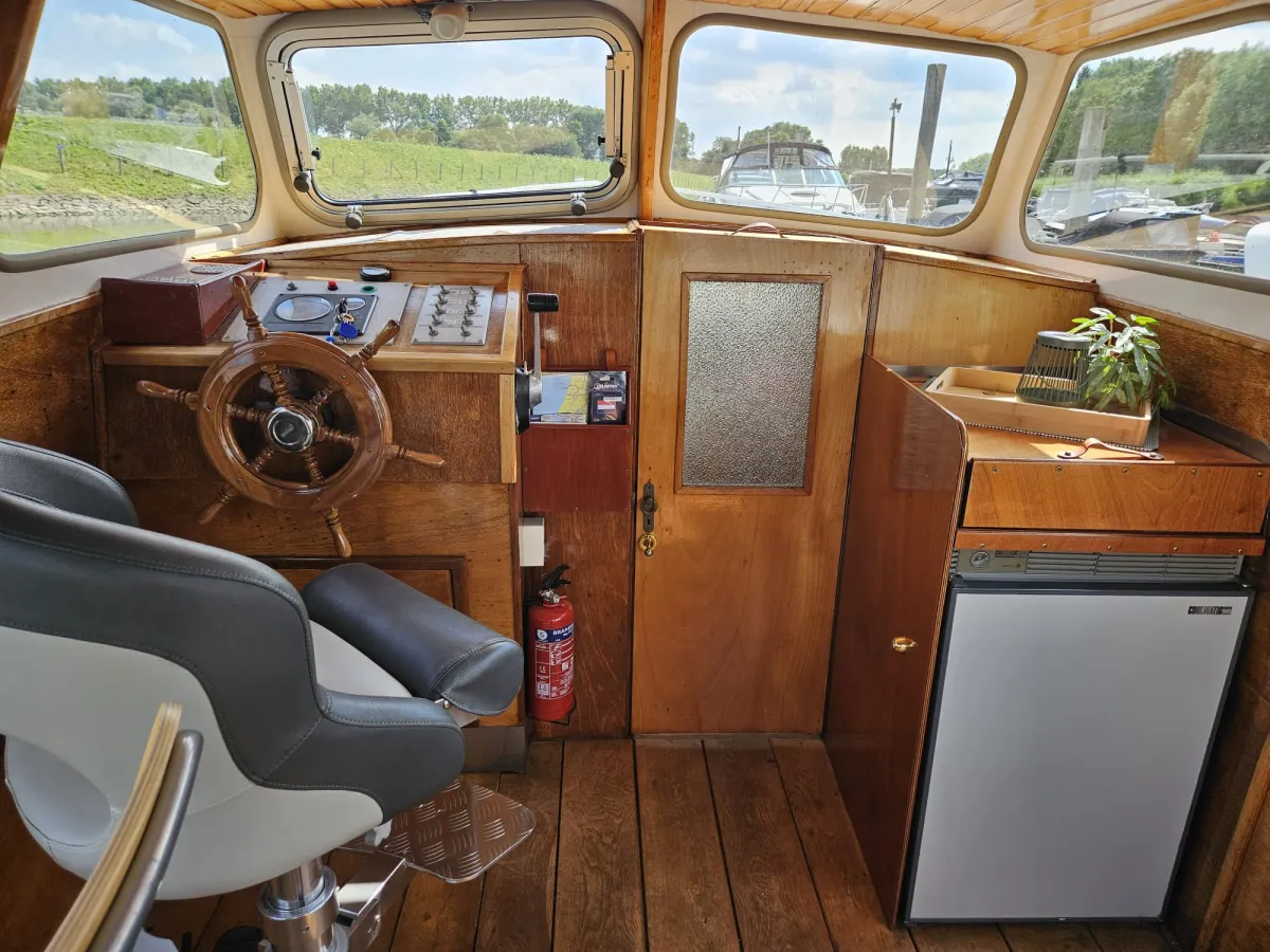 Steel Motorboat Verhoef Kruiser