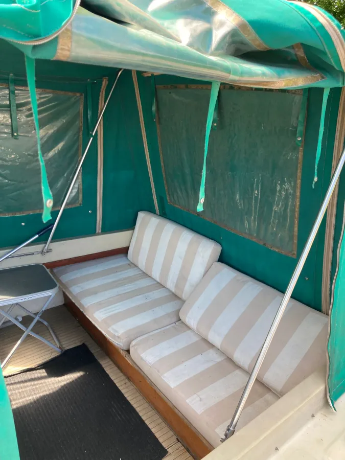 Polyester Motorboat Polaris 770