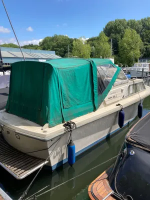 Polyester Motorboat Polaris 770 Photo 2