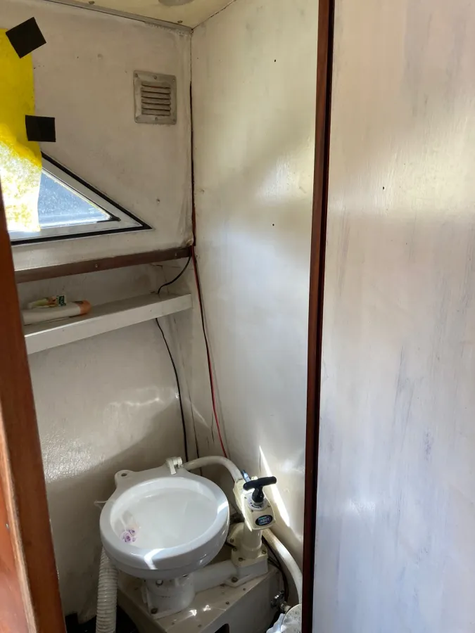Polyester Motorboat Polaris 770