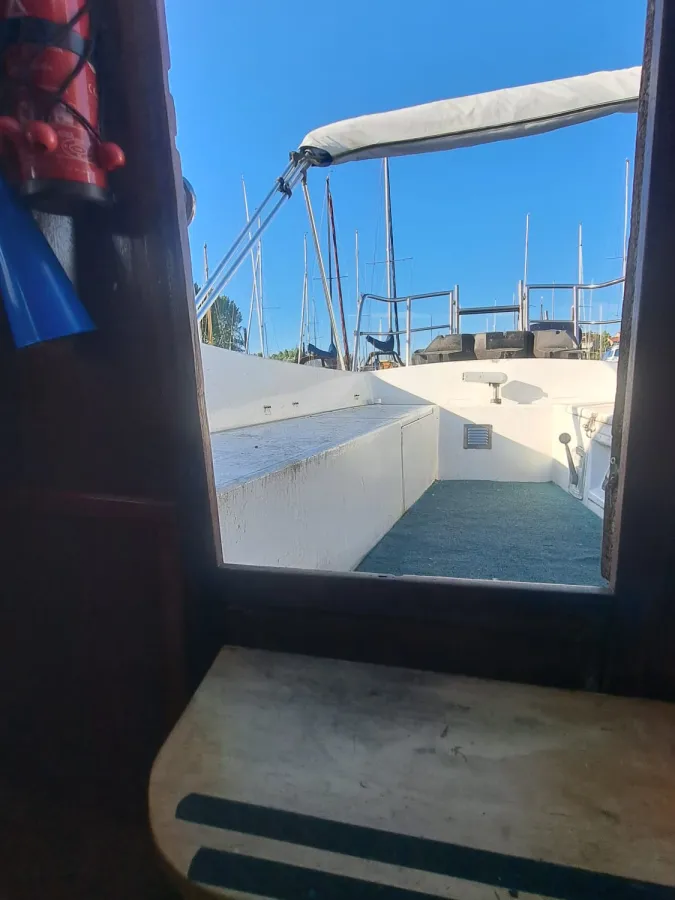 Polyester Sailboat Fellowship 28