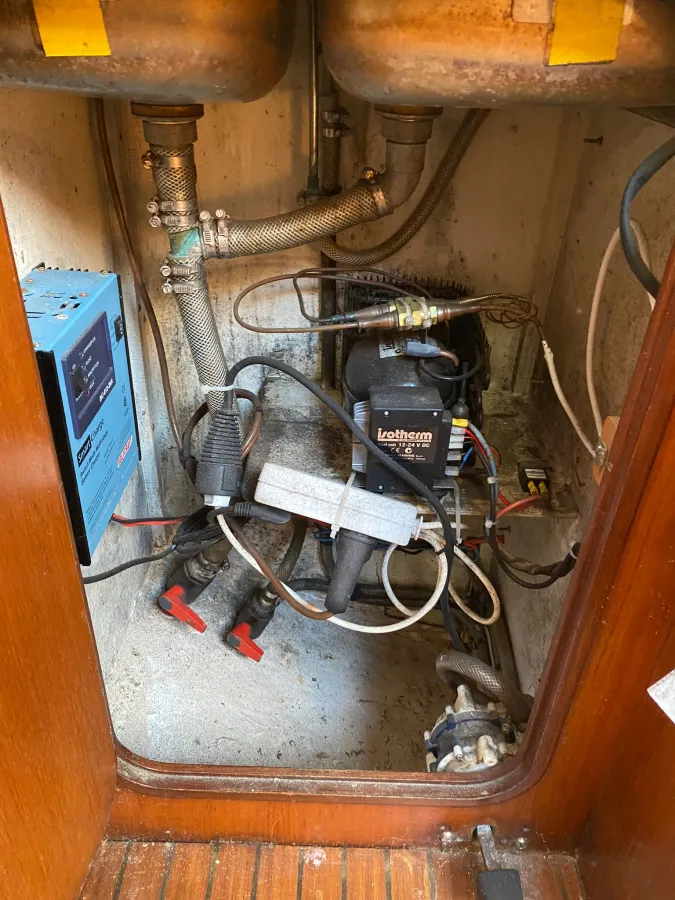 Polyester Sailboat Gibert Marine GibSea 402