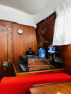 Polyester Sailboat Compromis C720 Photo 14