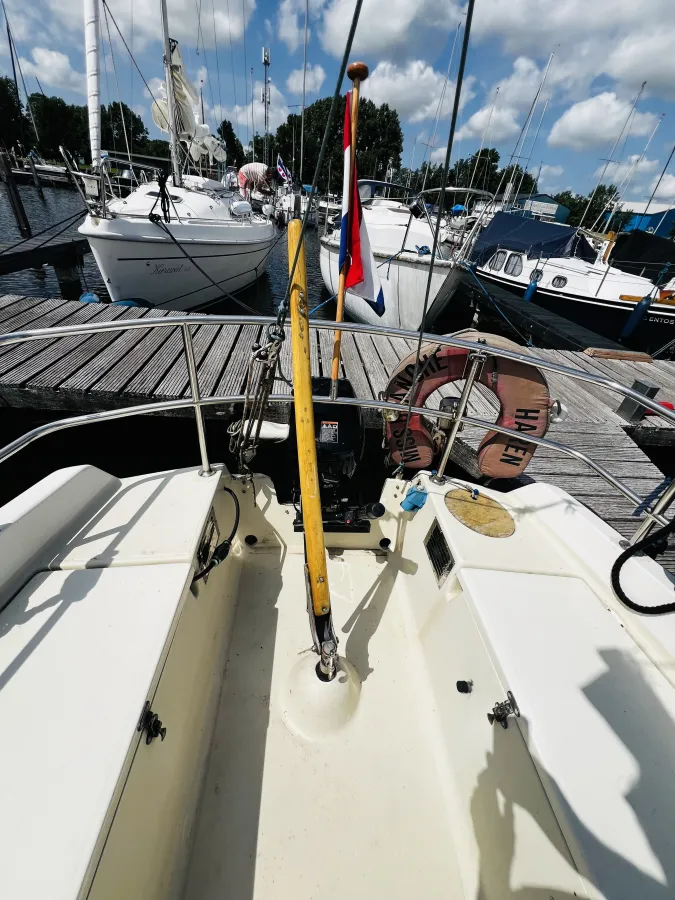 Polyester Sailboat Compromis C720