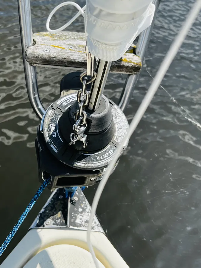 Polyester Sailboat Compromis C720