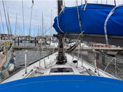 Polyester Sailboat Kalik 33 Photo 2
